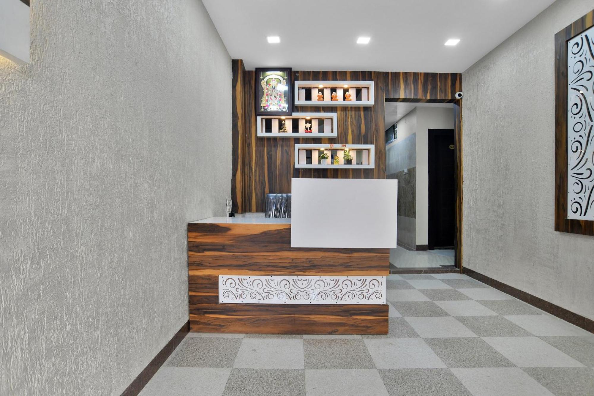 Hotel O Zodiac Indaur Kültér fotó
